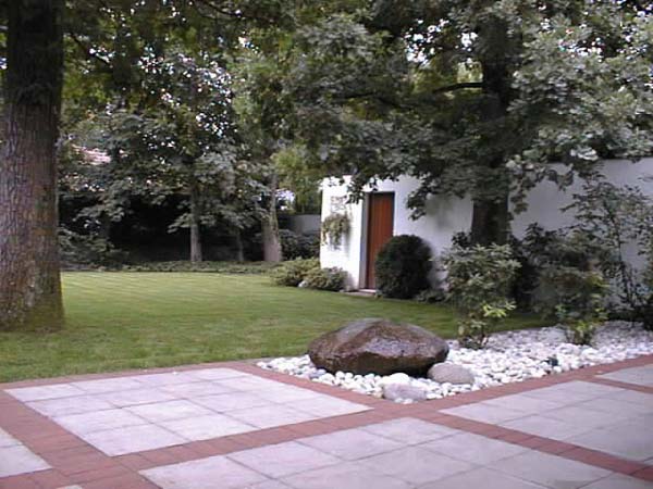 Außenanlage fertiggestellt